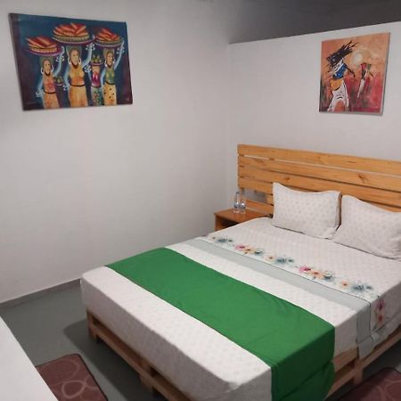 Casa Cantagalo - Guest House & Bar Restaurant Santana ภายนอก รูปภาพ