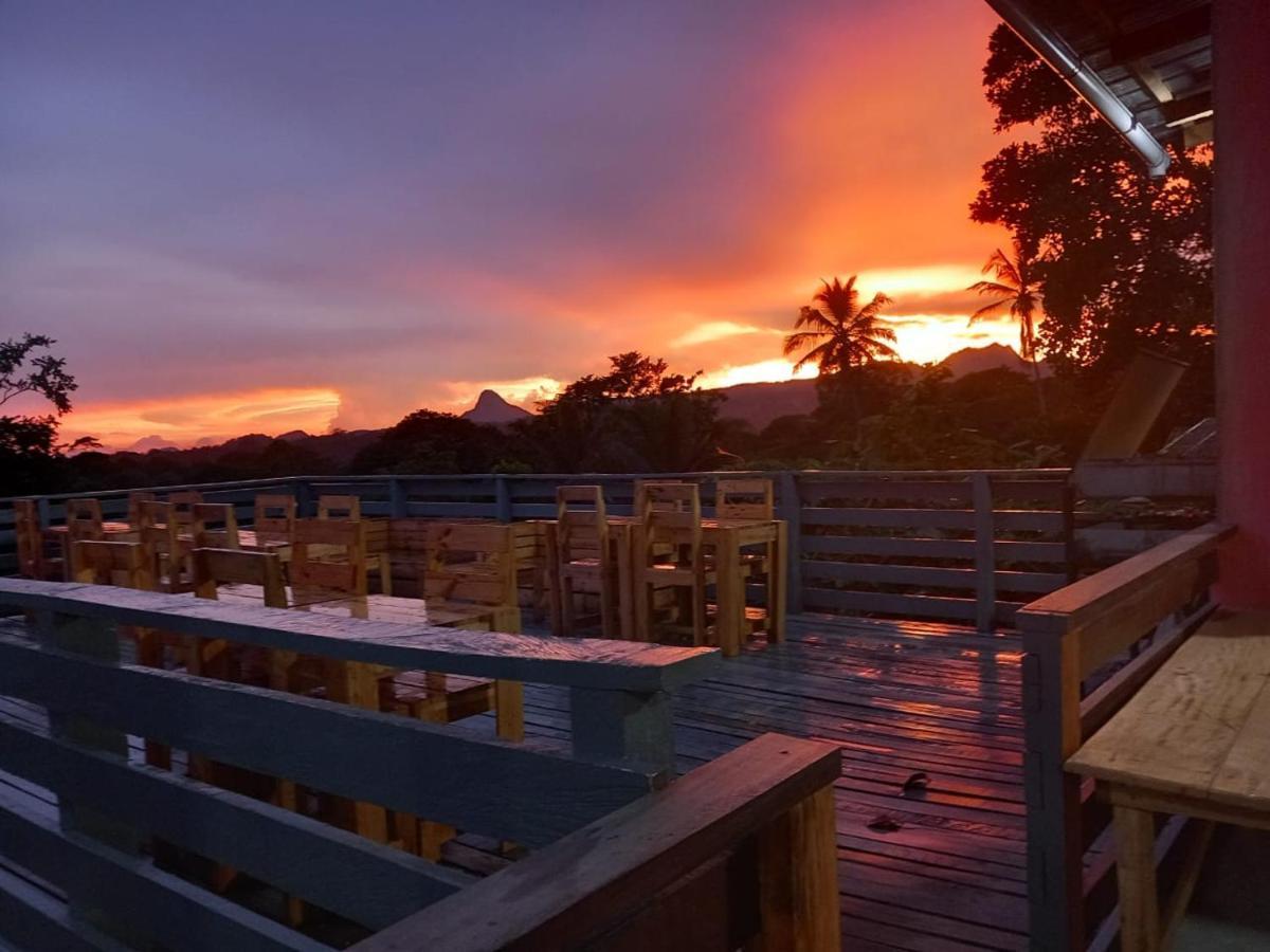 Casa Cantagalo - Guest House & Bar Restaurant Santana ภายนอก รูปภาพ