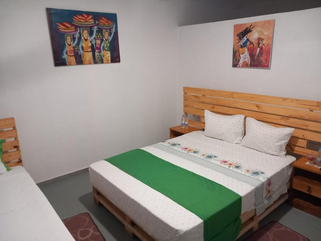 Casa Cantagalo - Guest House & Bar Restaurant Santana ภายนอก รูปภาพ